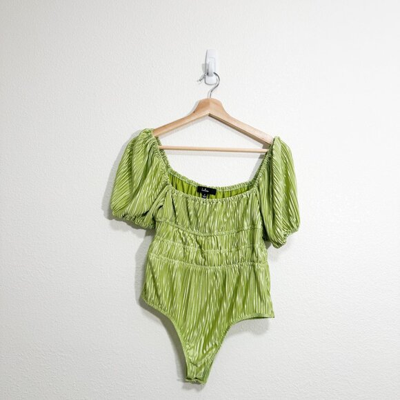 LULUS Plissed to Meet You Lime Green Puff Sleeve Plisse Bodysuit Chartreuse - Picture 5 of 9